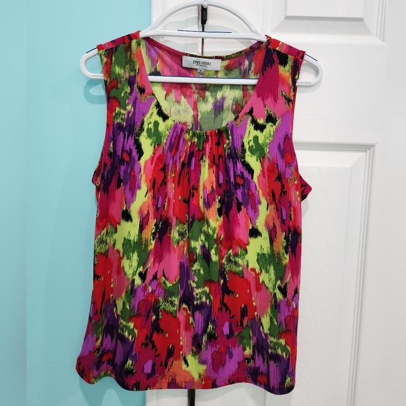 Jones Studio Tops - Jones Studio Separates Size Medium Women's Shirt
